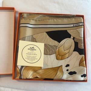 Hermes scarf - Cream and Black/gold